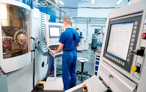 小元件大世界 談如何選擇適合自己的工業連接器？